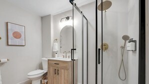 Apartment | Bilik Mandi
