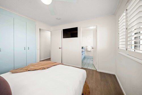 Passage Panorama - 3BD Seaview Retreat