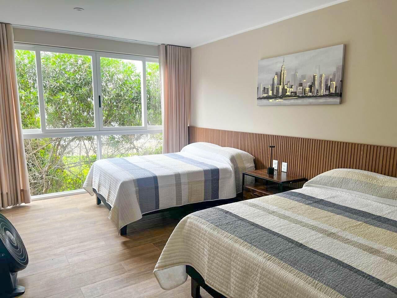 5 bedrooms, WiFi, bed sheets