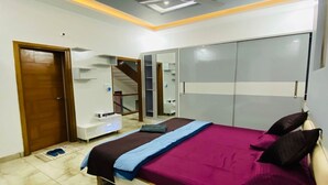 Villa, 3 Bedrooms, Accessible, Smoking - Luxurious 3bhk Villa in Aerocity, Mohali (Mohali)