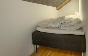 Room - Nice home in Ebeltoft with WiFi (Ebeltoft)
