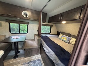 Room - Escape to South Haven ~ We offer the best of both worlds (South Haven)