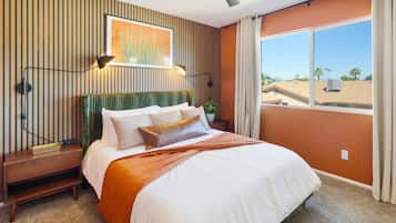 5 bedrooms, iron/ironing board, travel crib, WiFi (free)