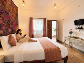 Deluxe Double Room, Pool View | WiFi (free) - Nivasa Udaipur (Udaipur)