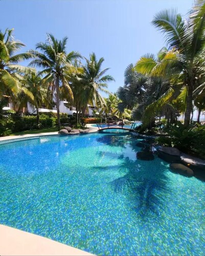 Wonderful 3-bedroom resort with AC in Los Cabos Monterrico Guatemala CA
