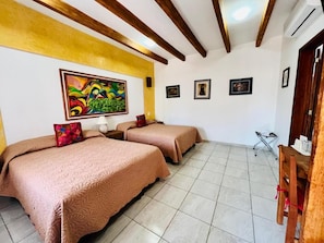Quadruple Room | In-room safe, iron/ironing board (on request), free WiFi - Los Arrayanes (OAXACA DE JUÁREZ)