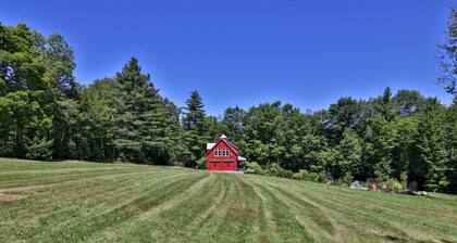 The Coolidge Barn | Game Room, Firepit & Mountain Views | Sleeps 6