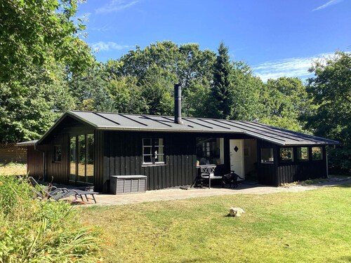 6 Person Holiday Home in Ansager