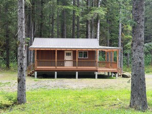Unclassified image, 3 of 7, button - Happy Place Cabin, a soothing 1-bedroom cabin perfect for a relaxing getaway (Gustavus)