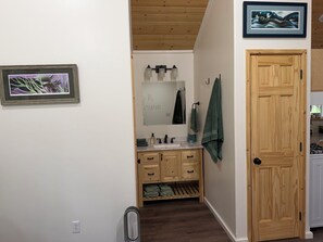 Unclassified image, 5 of 7, button - Happy Place Cabin, a soothing 1-bedroom cabin perfect for a relaxing getaway (Gustavus)