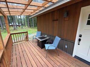 Unclassified image, 2 of 7, button - Happy Place Cabin, a soothing 1-bedroom cabin perfect for a relaxing getaway (Gustavus)