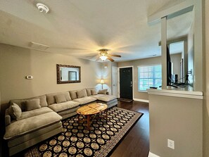 Living area - Relaxing Fletcher Townhome with proximity to Asheville and Hendersonville (Fletcher)