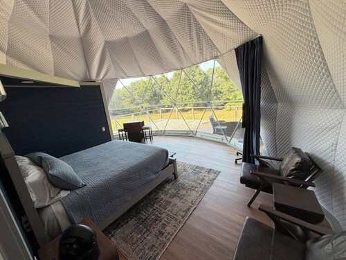 Geosidic Glamping dome on Lake Eufaula- Enjoy the great outdoors in Luxury