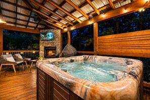 Bain à remous extérieur