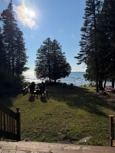 Lake Superior Lake House | King Primary with ensuite & private balcony