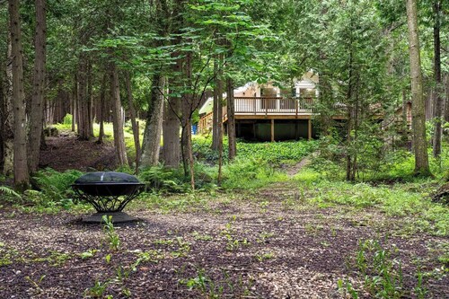 Hidden River Retreat | Secluded Riverfront Cottage