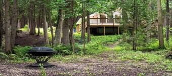 Hidden River Retreat | Secluded Riverfront Cottage