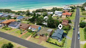 Unclassified image, 3 of 29, button - Rennies Sands - Surfers Dream Beach House (Ulladulla)