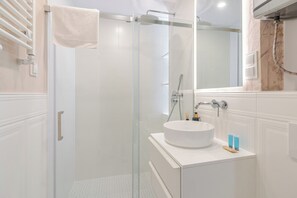 Bathroom - Piastów Homely Apartment (Katowice)