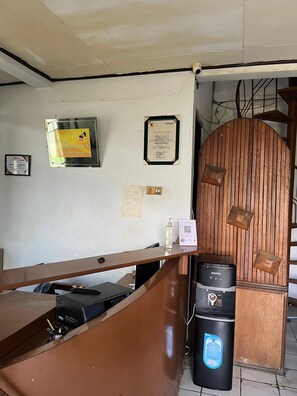 Lobby - Hotel Damanaka (Pangalengan)