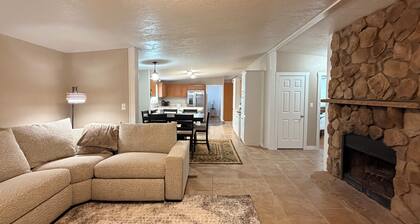 5-bedroom farmhouse outside of Lawton