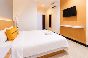 Deluxe Double Room - Gapura Homestay by Sinergi (Kota Semarang)