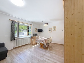 Holz, Interior Design, Decke, Flooring, Möbel, Fussboden, Zimmer, Zuhause, Wohnung, Couch