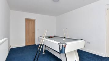 House | 6 bedrooms