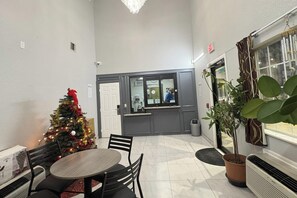 Lobby - Kiwi Inn By Oyo Willowbrook Houston Hw 249 Beltway (Houston)