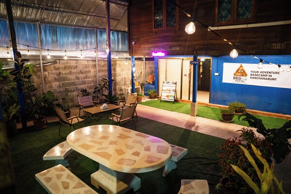 Bed4u Hostel - Kanchanaburi