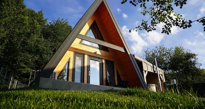 Andrei’s Refugium 2 A-Frame Chalets, Hot Tub & Sauna