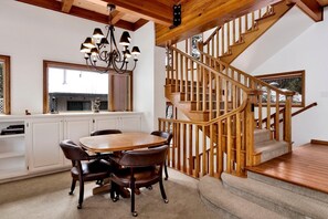 Lobby - Bear Lake Lodge #2547 (Big Bear Lake)