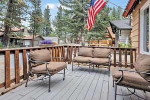Room - Knotty Bear #1540 (Big Bear Lake)