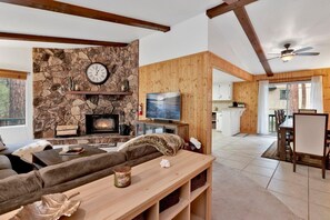 Lobby - Casa Bosque #2176 (Big Bear Lake)