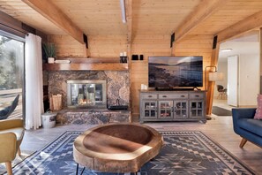 Room - Fox & Bears Retreat#2190 (Big Bear Lake)