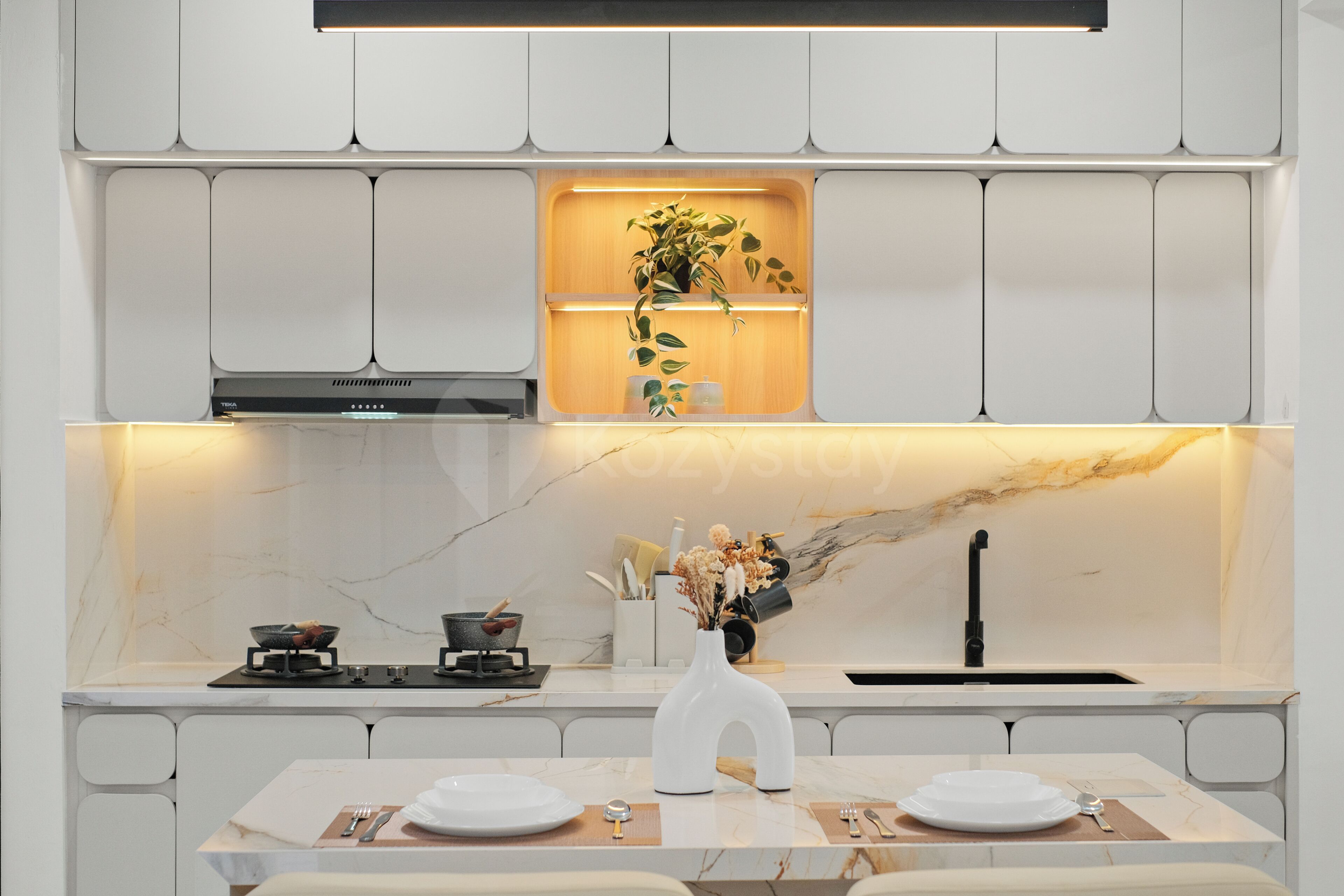 Villa, 3 habitaciones, vista a la ciudad | Cocina privada | Refrigerador con congelador, microondas y parrilla de estufa 