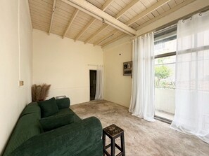 Unclassified image, 4 of 10, button - Thai Local Home Near BTS Talat Phlu&Market (Bangkok)