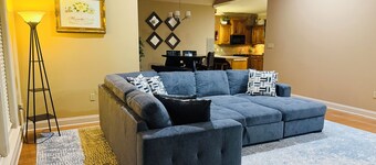     Magnolia Pearls, Peaceful 3BR Home with Private Pool