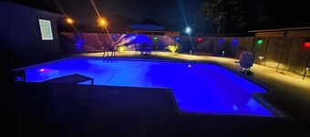     Magnolia Pearls, Peaceful 3BR Home with Private Pool