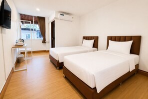 Unclassified image, 3 of 20, button - Three One Hotel (Krung Thep Maha Nakhon)