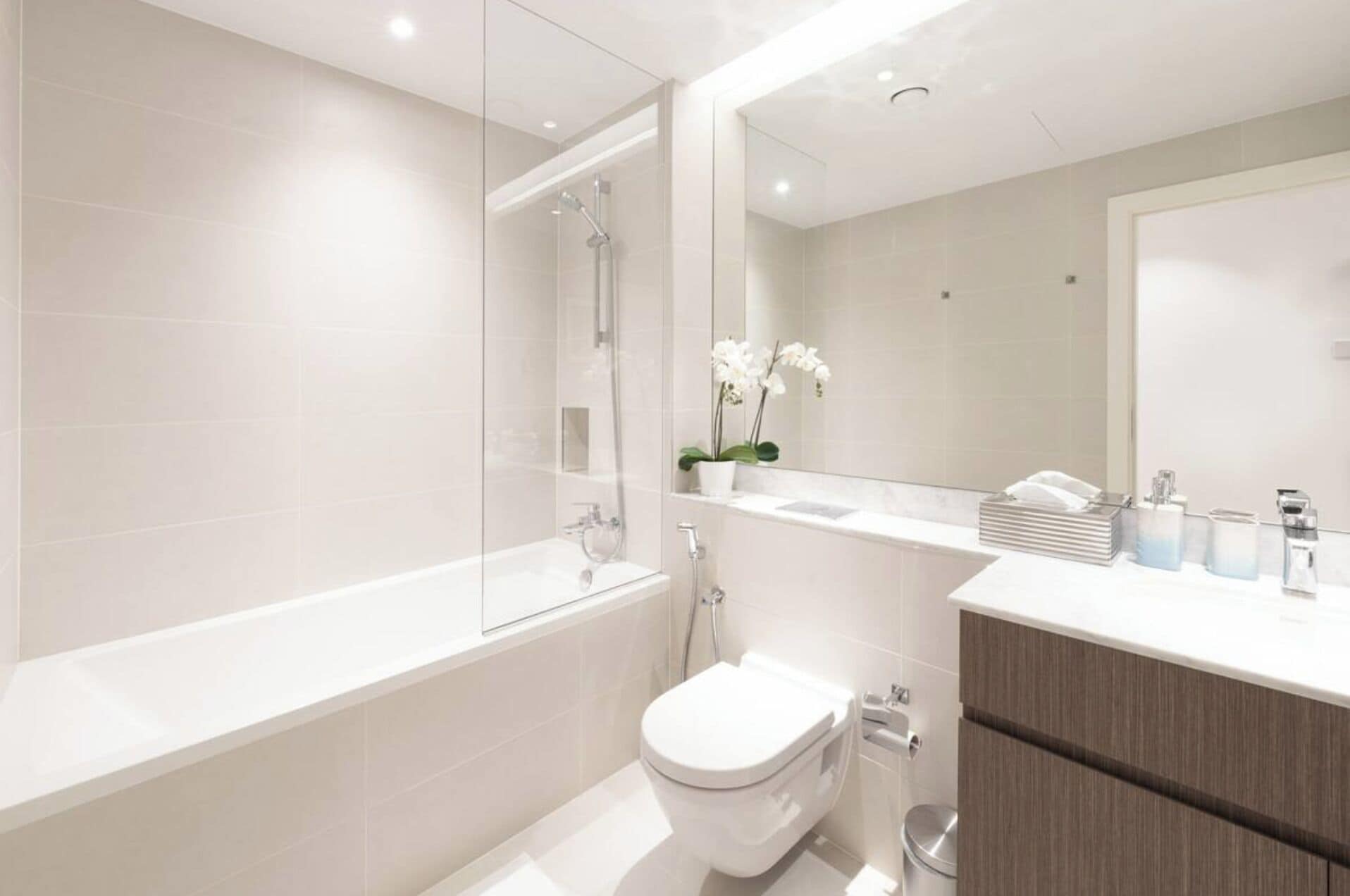 Deluxe Apartment, Balcony, Sea View | Bathroom