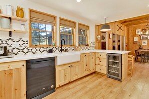Room - Bow Canyon Cabin #2172 (Big Bear Lake)