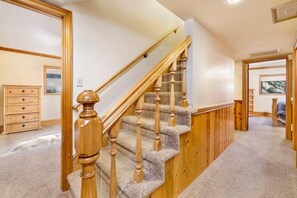 Lobby - Bearfoot Lodge #2030 (Big Bear Lake)
