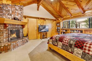 Room - Bearfoot Lodge #2030 (Big Bear Lake)