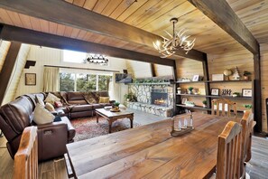 Room - Big Bear Gambrel #2066 (Big Bear Lake)