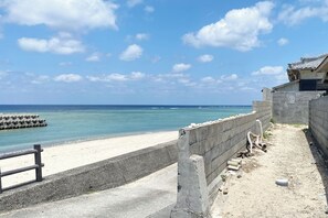 Beach - Vrbo Property (奄美市)