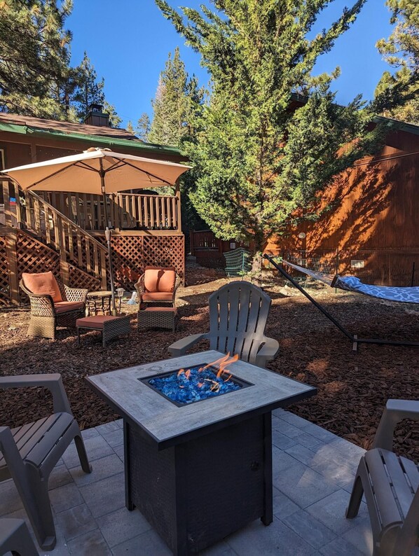 Terrace/patio - Sunny Bear Cabin #1970 (Big Bear Lake)