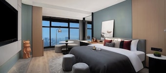 Crowne Plaza Mingyue Hotel