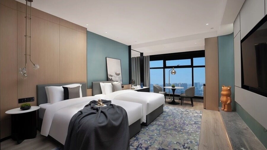 Crowne Plaza Mingyue Hotel