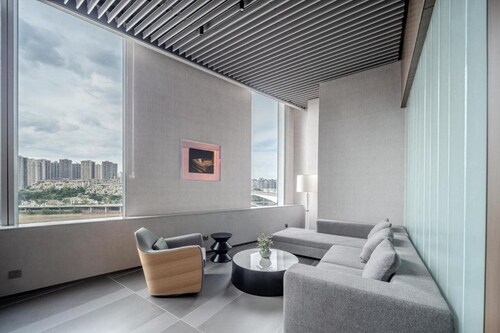 Pagoda Hotel Chongqing International Land-sea